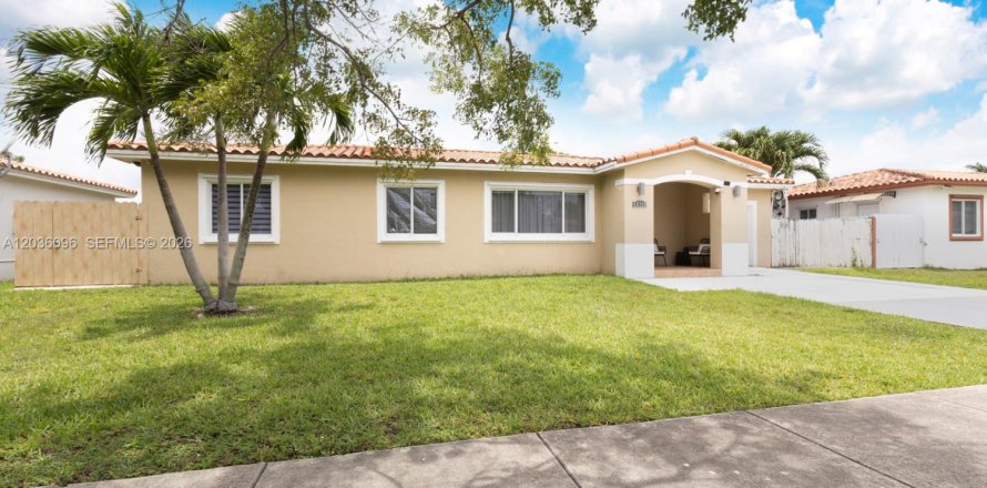 Villa ou maison à Homestead, Floride 4 chambres, 134.15 m2 № 2087143