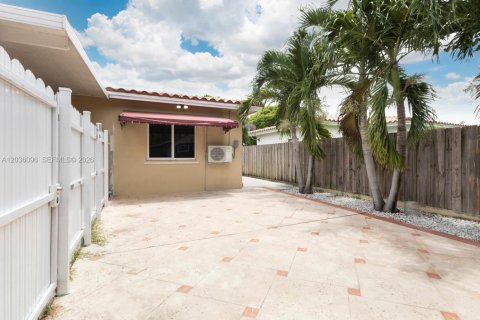 Villa ou maison à vendre à Homestead, Floride: 4 chambres, 134.15 m2 № 2087143 - photo 20