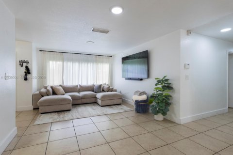 Villa ou maison à vendre à Homestead, Floride: 4 chambres, 134.15 m2 № 2087143 - photo 4