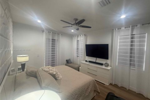 Adosado en venta en Coconut Creek, Florida, 3 dormitorios, 175.4 m2 № 1986490 - foto 17