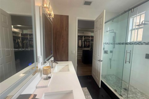 Adosado en venta en Coconut Creek, Florida, 3 dormitorios, 175.4 m2 № 1986490 - foto 18