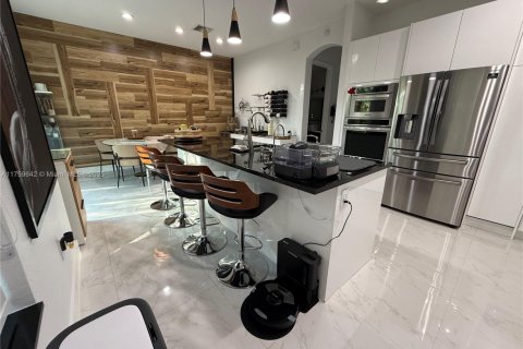 Adosado en venta en Coconut Creek, Florida, 3 dormitorios, 175.4 m2 № 1986490 - foto 7