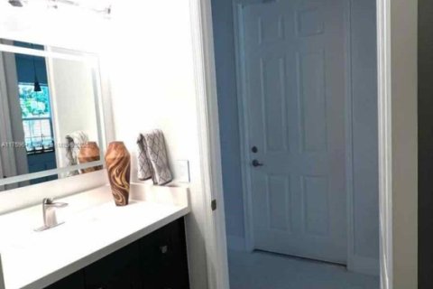 Adosado en venta en Coconut Creek, Florida, 3 dormitorios, 175.4 m2 № 1986490 - foto 30