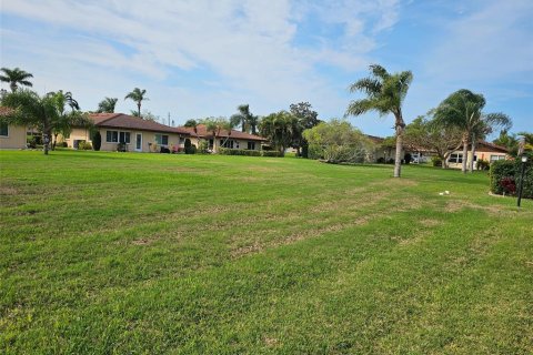 House in Bradenton, Florida 2 bedrooms, 96.99 sq.m. № 2205892 - photo 20