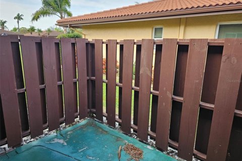 House in Bradenton, Florida 2 bedrooms, 96.99 sq.m. № 2205892 - photo 18