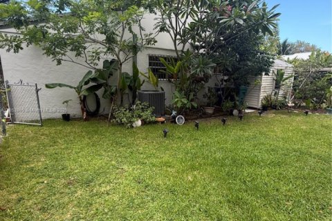 Casa en venta en Sweetwater, Florida, 4 dormitorios, 112.32 m2 № 2053760 - foto 9