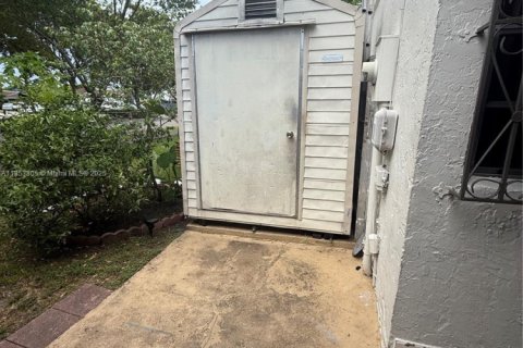 Casa en venta en Sweetwater, Florida, 4 dormitorios, 112.32 m2 № 2053760 - foto 14