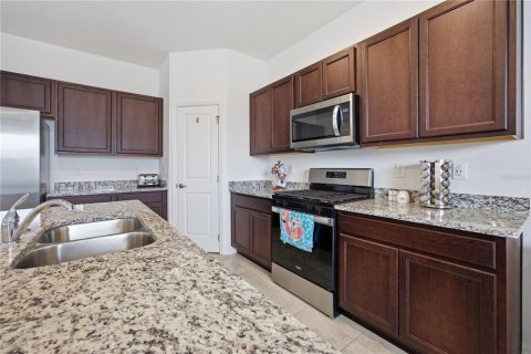 Casa en venta en Ocala, Florida, 4 dormitorios, 217.11 m2 № 2102251 - foto 7