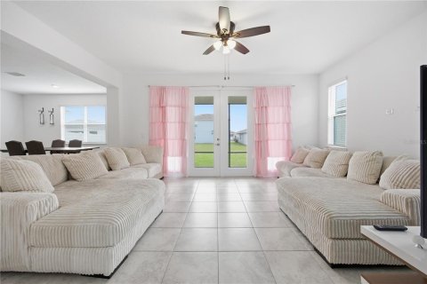 Casa en venta en Ocala, Florida, 4 dormitorios, 217.11 m2 № 2102251 - foto 3