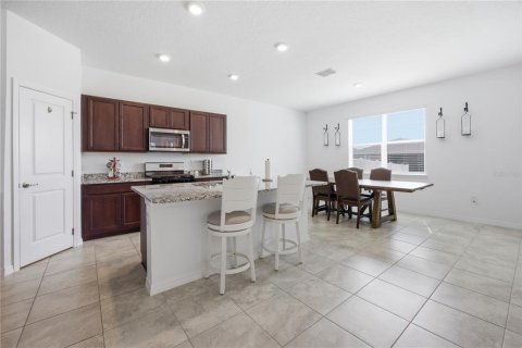 Casa en venta en Ocala, Florida, 4 dormitorios, 217.11 m2 № 2102251 - foto 5