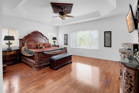 Купить виллу или дом в Майами, Флорида 4 спальни, 259.66м2, № 1969809 - фото 19