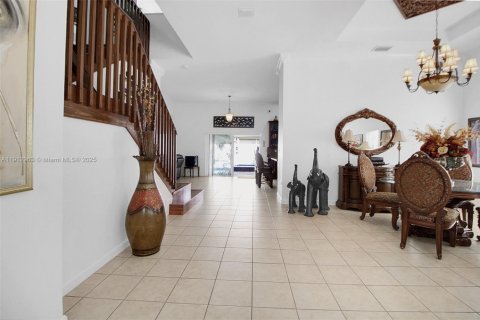Купить виллу или дом в Майами, Флорида 4 спальни, 259.66м2, № 1969809 - фото 28