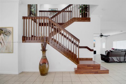 Купить виллу или дом в Майами, Флорида 4 спальни, 259.66м2, № 1969809 - фото 18