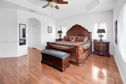 Купить виллу или дом в Майами, Флорида 4 спальни, 259.66м2, № 1969809 - фото 20