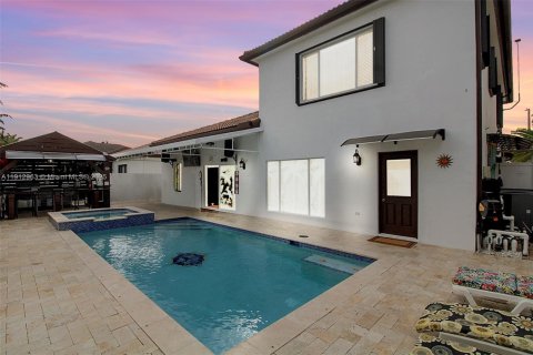 Купить виллу или дом в Майами, Флорида 4 спальни, 259.66м2, № 1969809 - фото 4