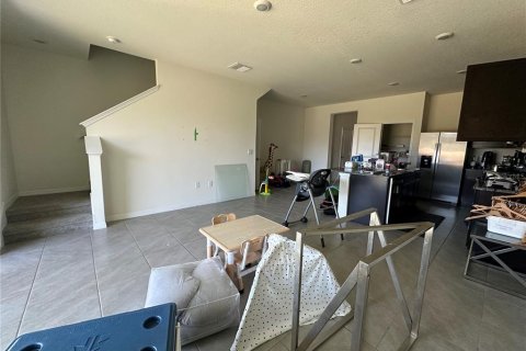 Townhouse in Wimauma, Florida 3 bedrooms, 157.47 sq.m. № 2200992 - photo 9