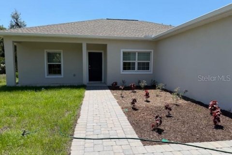 Villa ou maison à vendre à Port Charlotte, Floride: 3 chambres, 143.81 m2 № 1634675 - photo 2