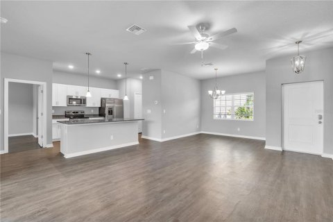 Villa ou maison à vendre à Port Charlotte, Floride: 3 chambres, 143.81 m2 № 1634675 - photo 3