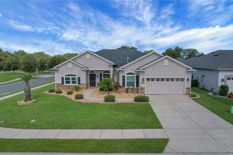 House in Wildwood, Florida 4 bedrooms, 210.14 sq.m. № 1803975 - photo 2