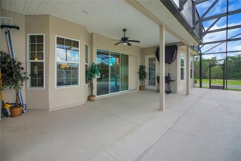 House in Wildwood, Florida 4 bedrooms, 210.14 sq.m. № 1803975 - photo 6