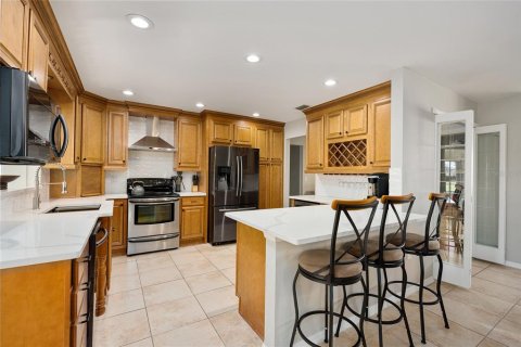 House in Ocala, Florida 3 bedrooms, 215.72 sq.m. № 2143695 - photo 13