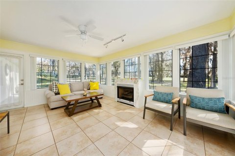 House in Ocala, Florida 3 bedrooms, 215.72 sq.m. № 2143695 - photo 25