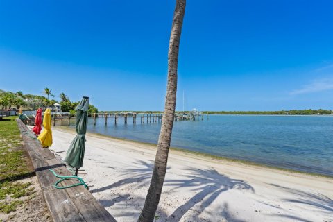 Commercial property in Jupiter, Florida № 2247279 - photo 26