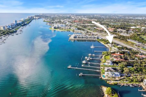 Commercial property in Jupiter, Florida № 2247279 - photo 15