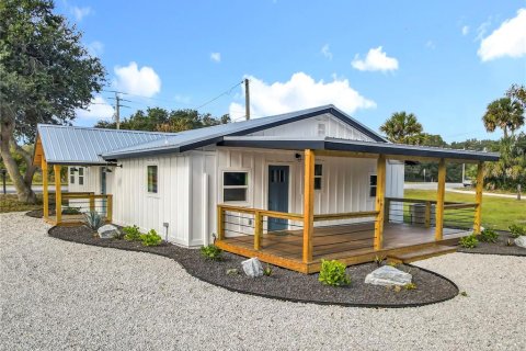 Commercial property in Osteen, Florida 112.41 sq.m. № 2108895 - photo 12