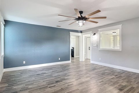 Commercial property in Osteen, Florida 112.41 sq.m. № 2108895 - photo 26