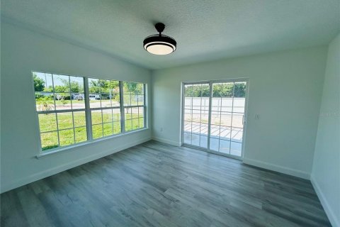 Villa ou maison à louer à Orlando, Floride: 3 chambres, 128.21 m2 № 2099292 - photo 9