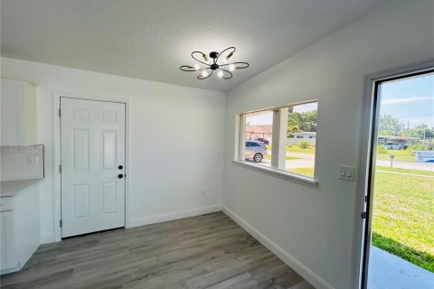Villa ou maison à louer à Orlando, Floride: 3 chambres, 128.21 m2 № 2099292 - photo 10