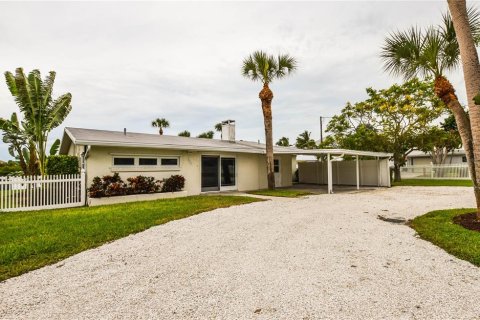 Villa ou maison à vendre à Nokomis, Floride: 4 chambres, 125.6 m2 № 2419929 - photo 13