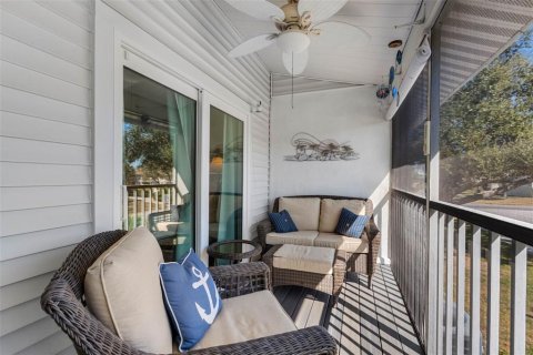 Adosado en venta en Treasure Island, Florida, 2 dormitorios, 90.12 m2 № 2142052 - foto 17