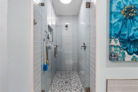 Adosado en venta en Treasure Island, Florida, 2 dormitorios, 90.12 m2 № 2142052 - foto 26