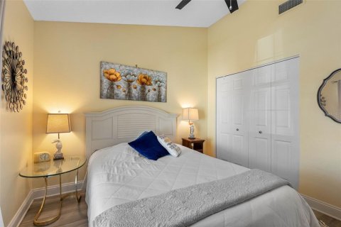 Adosado en venta en Treasure Island, Florida, 2 dormitorios, 90.12 m2 № 2142052 - foto 29