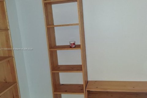 Copropriété à louer à Tamarac, Floride: 2 chambres, 97.55 m2 № 1929505 - photo 10