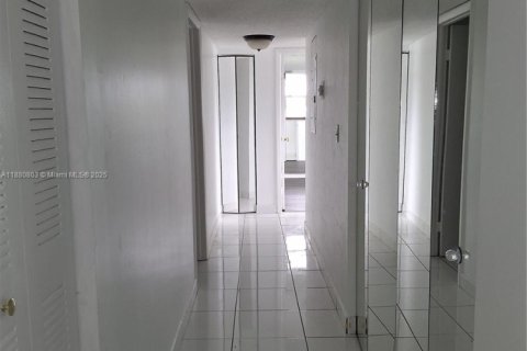 Copropriété à louer à Tamarac, Floride: 2 chambres, 97.55 m2 № 1929505 - photo 11