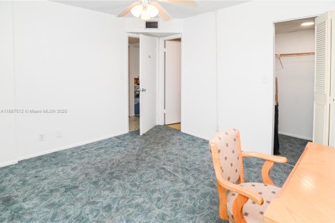 Copropriété à vendre à Oakland Park, Floride: 2 chambres, 90.58 m2 № 1954170 - photo 28