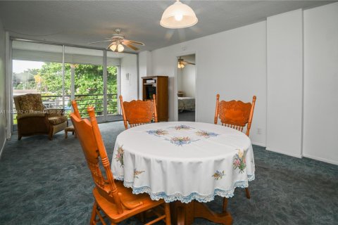 Copropriété à vendre à Oakland Park, Floride: 2 chambres, 90.58 m2 № 1954170 - photo 9
