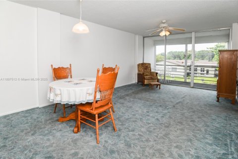Copropriété à vendre à Oakland Park, Floride: 2 chambres, 90.58 m2 № 1954170 - photo 10