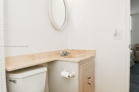 Copropriété à vendre à Oakland Park, Floride: 2 chambres, 90.58 m2 № 1954170 - photo 23