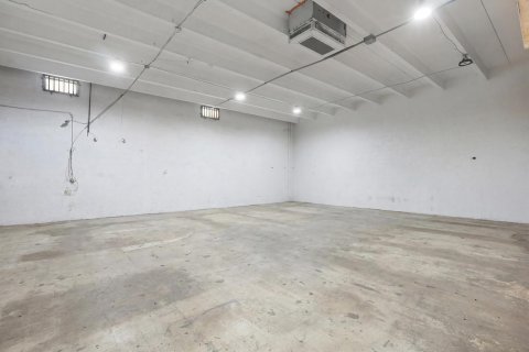 Commercial property in Hollywood, Florida № 2088145 - photo 4