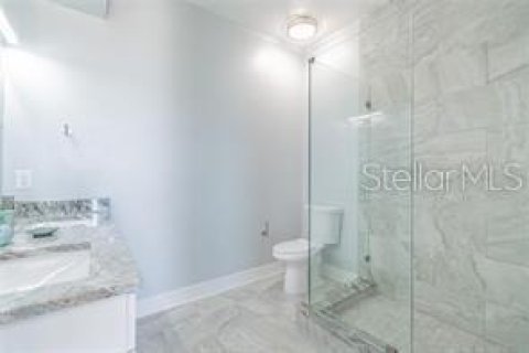 Townhouse in Indian Rocks Beach, Florida 3 bedrooms, 155.33 sq.m. № 2378015 - photo 10