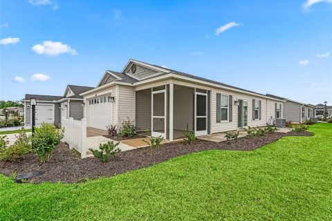 Villa ou maison à louer à The Villages, Floride: 2 chambres, 111.3 m2 № 1832590 - photo 2