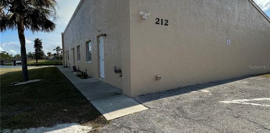 Appartement à Rotonda, Floride 2 chambres, 88.26 m2 № 1525588
