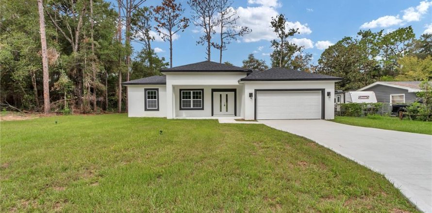 Villa ou maison à Citrus Springs, Floride 3 chambres, 142.05 m2 № 1898891