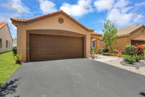Casa en venta en Weston, Florida, 3 dormitorios, 127.09 m2 № 1842528 - foto 1