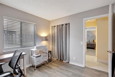 Casa en venta en Weston, Florida, 3 dormitorios, 127.09 m2 № 1842528 - foto 18