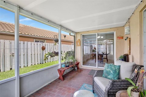 Casa en venta en Weston, Florida, 3 dormitorios, 127.09 m2 № 1842528 - foto 28